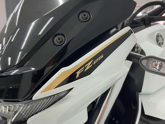 YAMAHA-FZ25 FAZER CONNECTED ABS YAMAHA-FZ25 FAZER CONNECTED ABS-2025