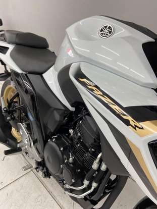 YAMAHA-FZ25 FAZER CONNECTED ABS-2025