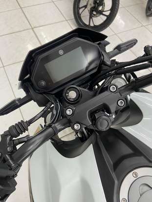 YAMAHA-FZ25 FAZER CONNECTED ABS-2025