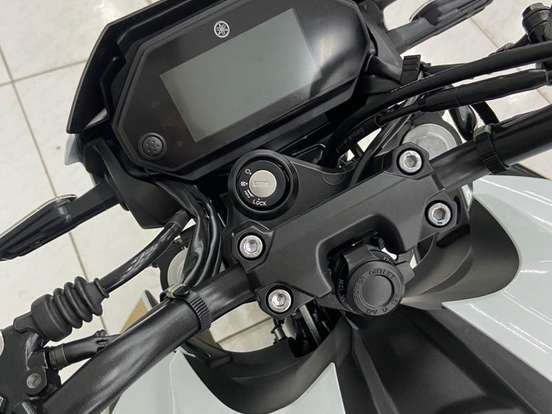 YAMAHA-FZ25 FAZER CONNECTED ABS YAMAHA-FZ25 FAZER CONNECTED ABS-2025