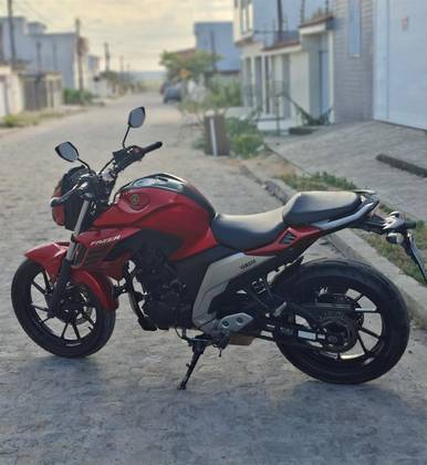 YAMAHA FZ25 FAZER ABS 