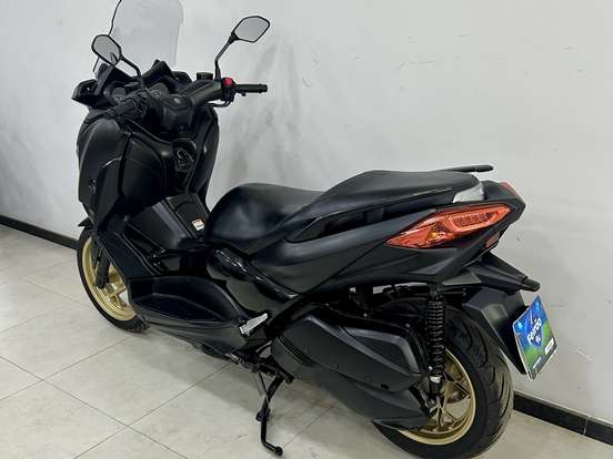 YAMAHA-XMAX ABS-2021