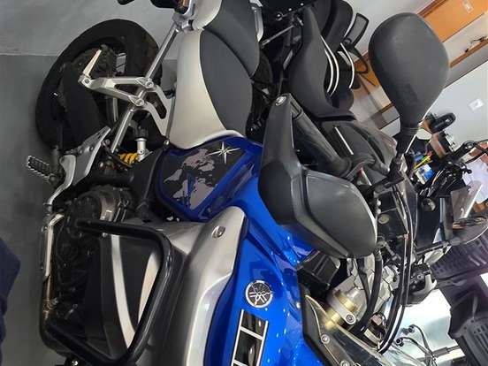 YAMAHA-XT1200Z SUPER TÉNÉRÉ YAMAHA-XT1200Z SUPER TÉNÉRÉ-2011