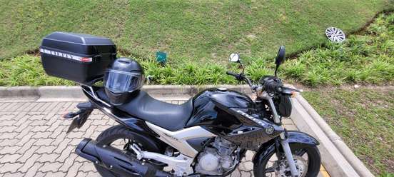 YAMAHA-YS 250 FAZER YAMAHA-YS 250 FAZER-2011