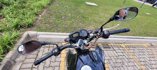 YAMAHA-YS 250 FAZER-2011