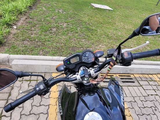 YAMAHA-YS 250 FAZER YAMAHA-YS 250 FAZER-2011