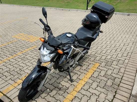 YAMAHA-YS 250 FAZER YAMAHA-YS 250 FAZER-2011