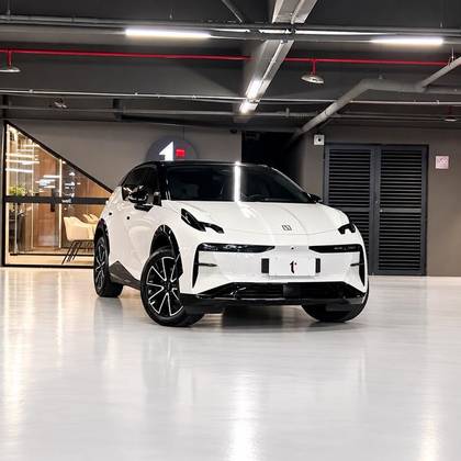 ZEEKR X 66 KW ELÉTRICO PREMIUM