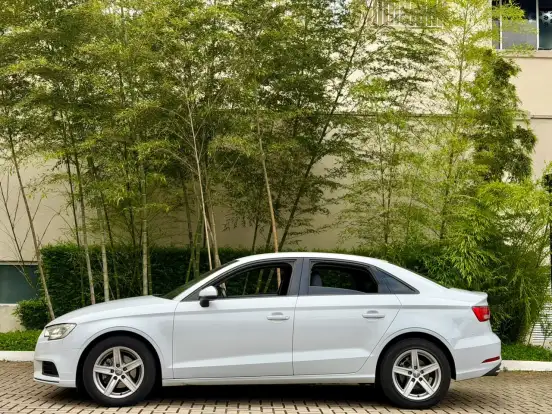 AUDI-A3-2019