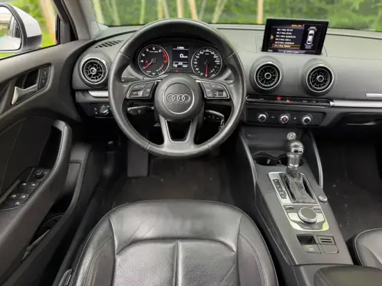 AUDI-A3-2019