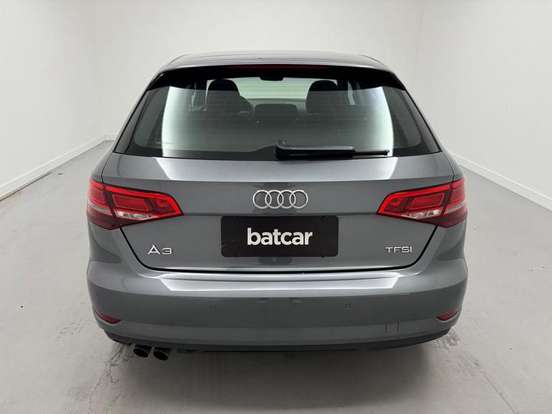 AUDI-A3-2018