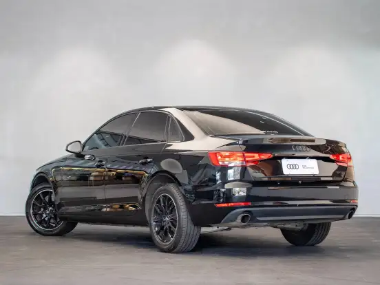 AUDI-A4-2018