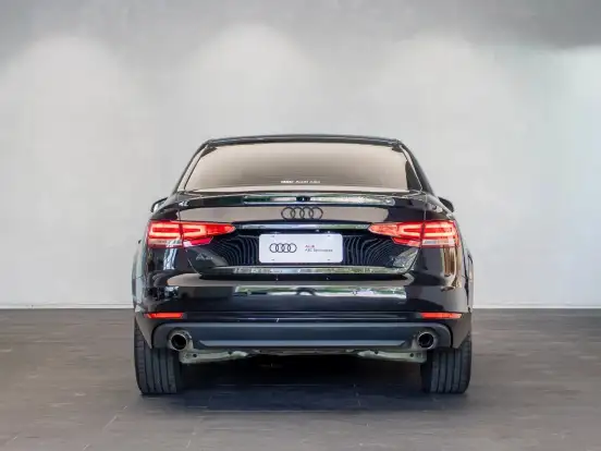 AUDI-A4-2018