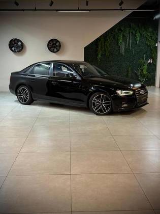 AUDI A4 2.0 TFSI AMBIENTE 183CV GASOLINA 4P MULTITRONIC