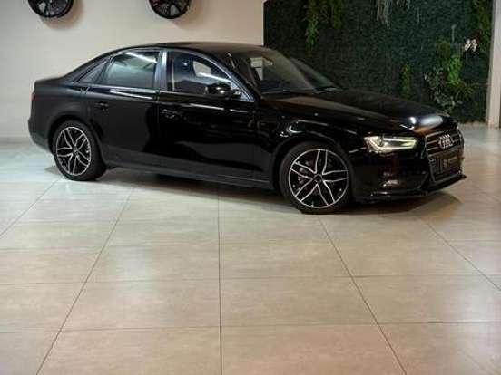 AUDI-A4-2.0 TFSI AMBIENTE 183CV GASOLINA 4P MULTITRONIC AUDI-A4-2013