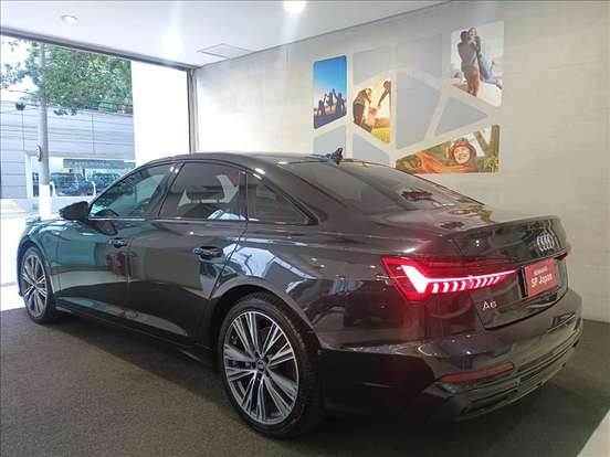 AUDI-A6-2020