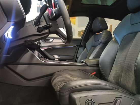 AUDI-A6-2020
