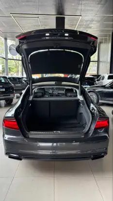 AUDI-A7-2015