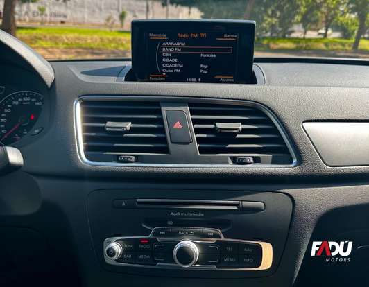AUDI-Q3-2018