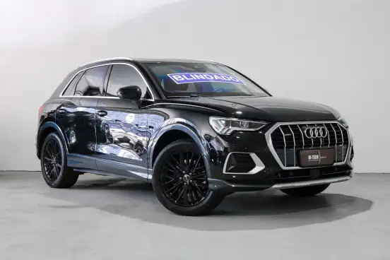 AUDI-Q3-2024