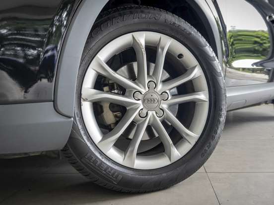 AUDI-Q3-2014