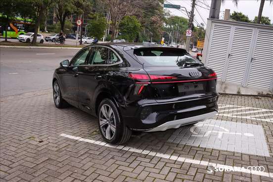 AUDI-Q3-2026