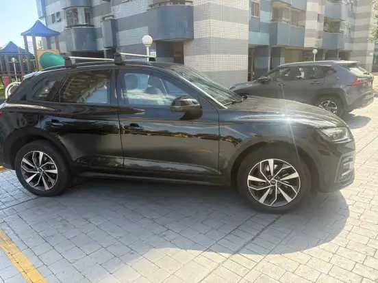 AUDI-Q5-2023