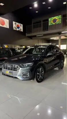 AUDI-Q5-2022