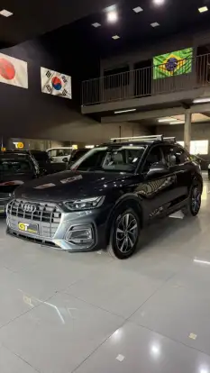 AUDI-Q5-2022