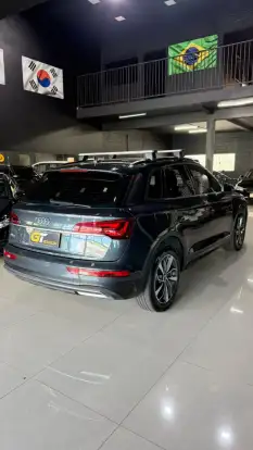 AUDI-Q5-2022