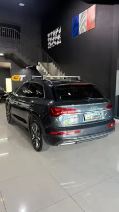 AUDI-Q5-2022