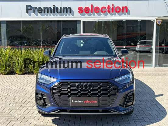 AUDI-Q5-2022