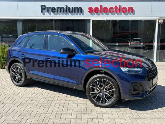 AUDI-Q5-2022