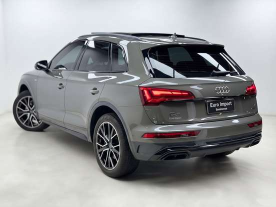 AUDI-Q5-2.0 45 TFSI GASOLINA S LINE BLACK QUATTRO S TRONIC AUDI-Q5-2024