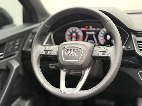 AUDI-Q5-2.0 45 TFSI GASOLINA S LINE BLACK QUATTRO S TRONIC AUDI-Q5-2024