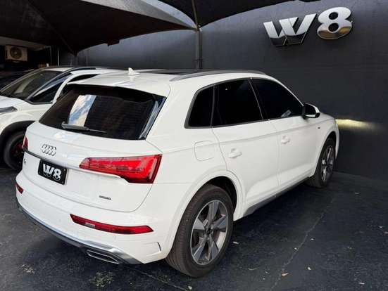 AUDI-Q5-2.0 45 TFSI GASOLINA S-LINE QUATTRO S TRONIC AUDI-Q5-2022