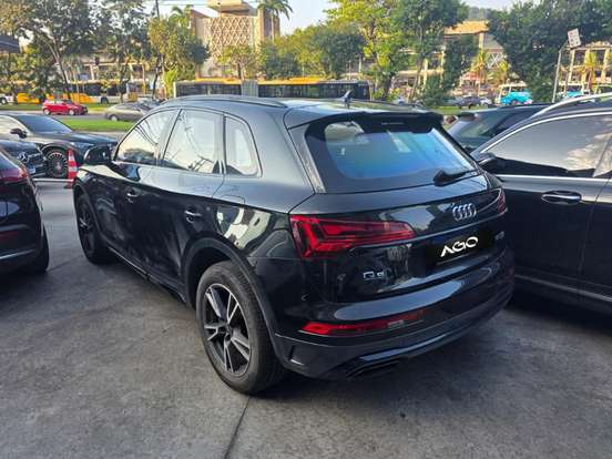 AUDI-Q5-2024