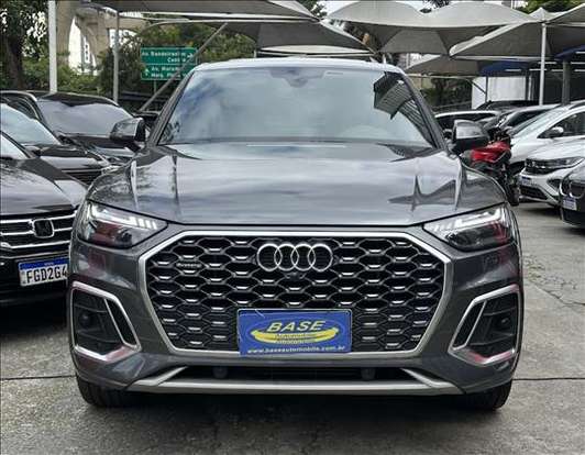 AUDI-Q5-2023