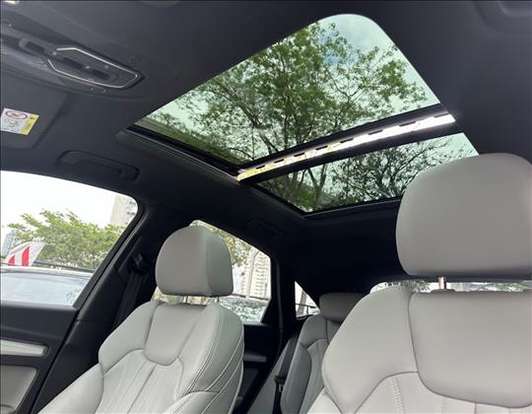 AUDI-Q5-2023