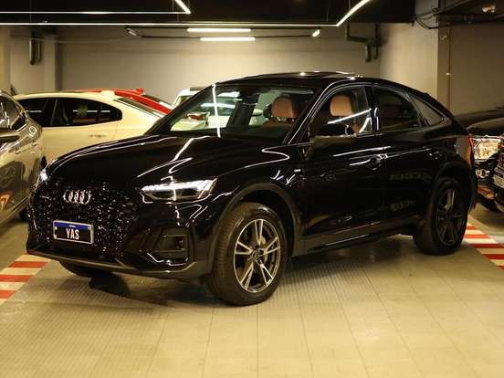 AUDI-Q5-2023