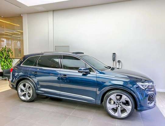 AUDI-Q7-3.0 55 TFSI MHEV S-LINE QUATTRO TIPTRONIC AUDI-Q7-2024