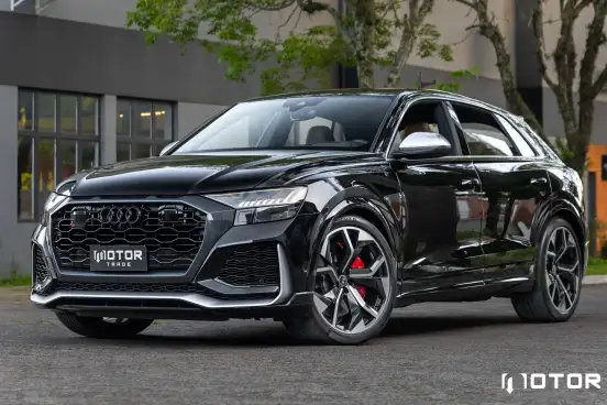 AUDI-RS Q8-2020