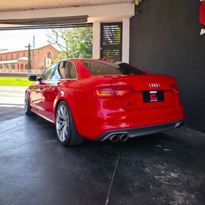AUDI-S4-2012