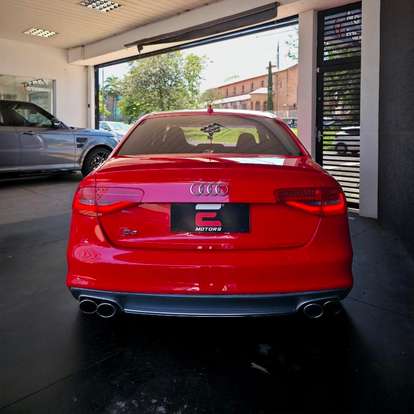 AUDI-S4-2012
