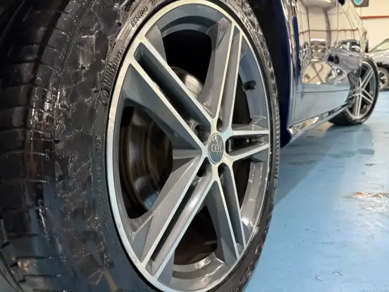 AUDI-SQ5-2017