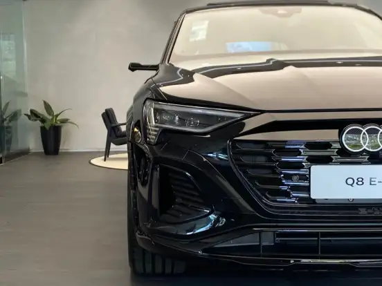 AUDI-SQ8 E-TRON-ELÉTRICO SPORTBACK QUATTRO AUDI-SQ8 E-TRON-2023