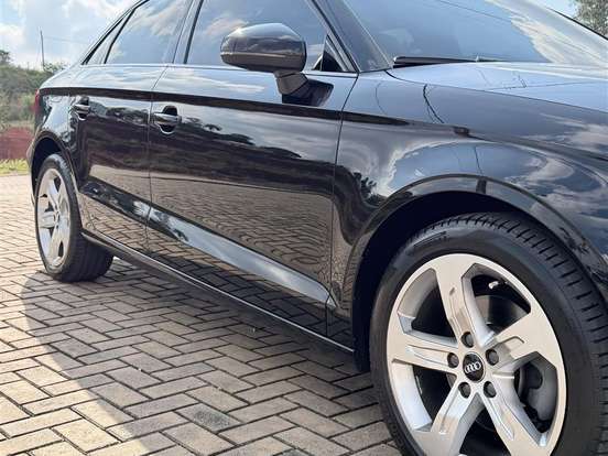 AUDI-A3-1.4 TFSI FLEX SEDAN PRESTIGE PLUS TIPTRONIC AUDI-A3-2019