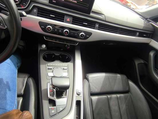 AUDI-A5-2.0 TFSI SPORTBACK AMBIENTE 16V GASOLINA 4P S-TRONIC AUDI-A5-2018