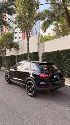 AUDI-Q3-2018