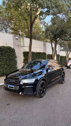 AUDI-Q3-2018